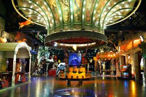 Musée des Arts Forains Atau Museum Di Perancis